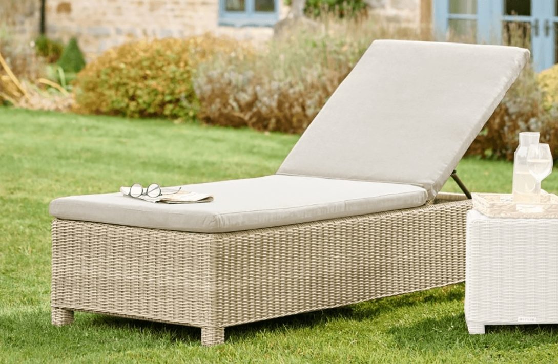 palma lounger oyster