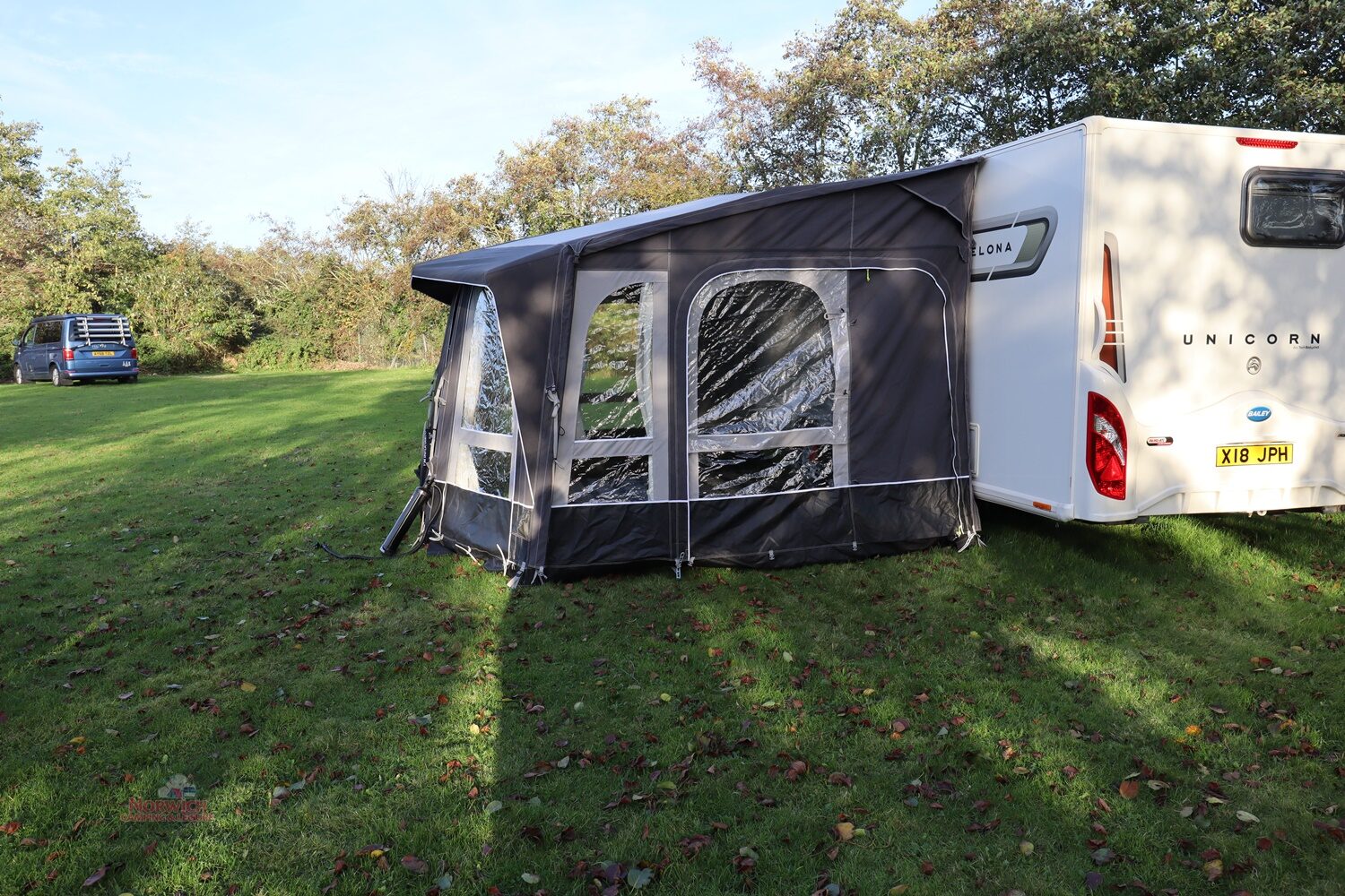 Dometic Ace Air 400 All Season Awning39