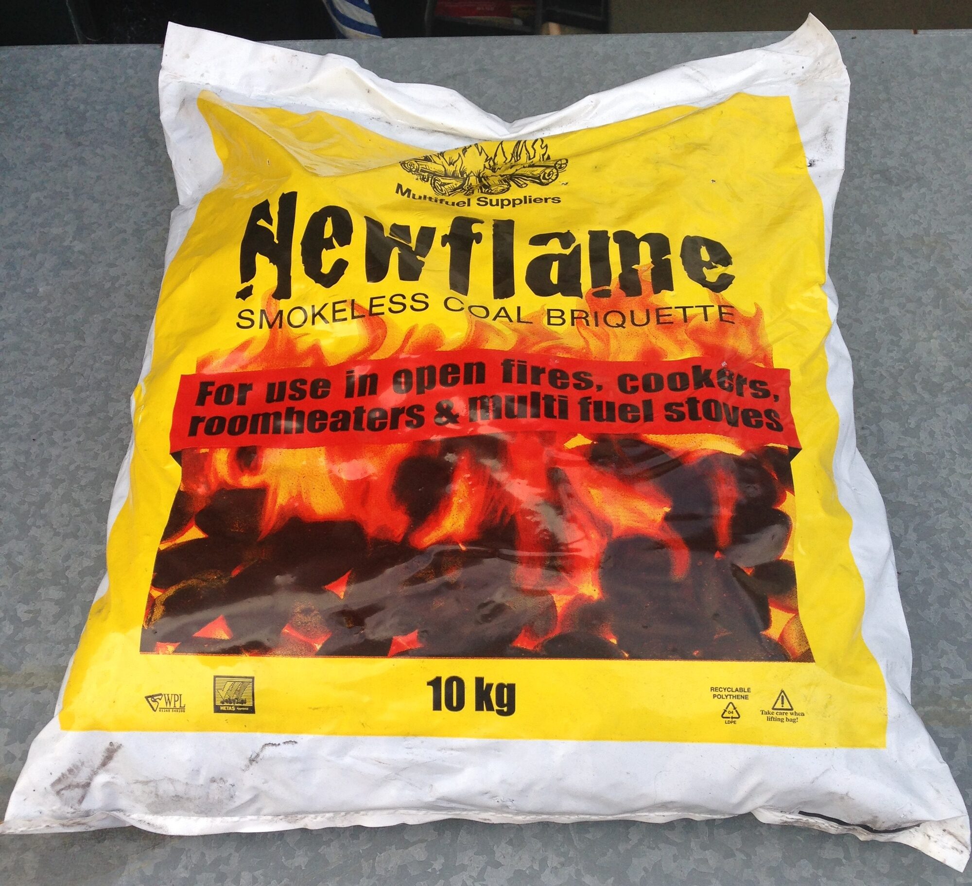 Fuelsell Newflame Smokeless Coal Briquette